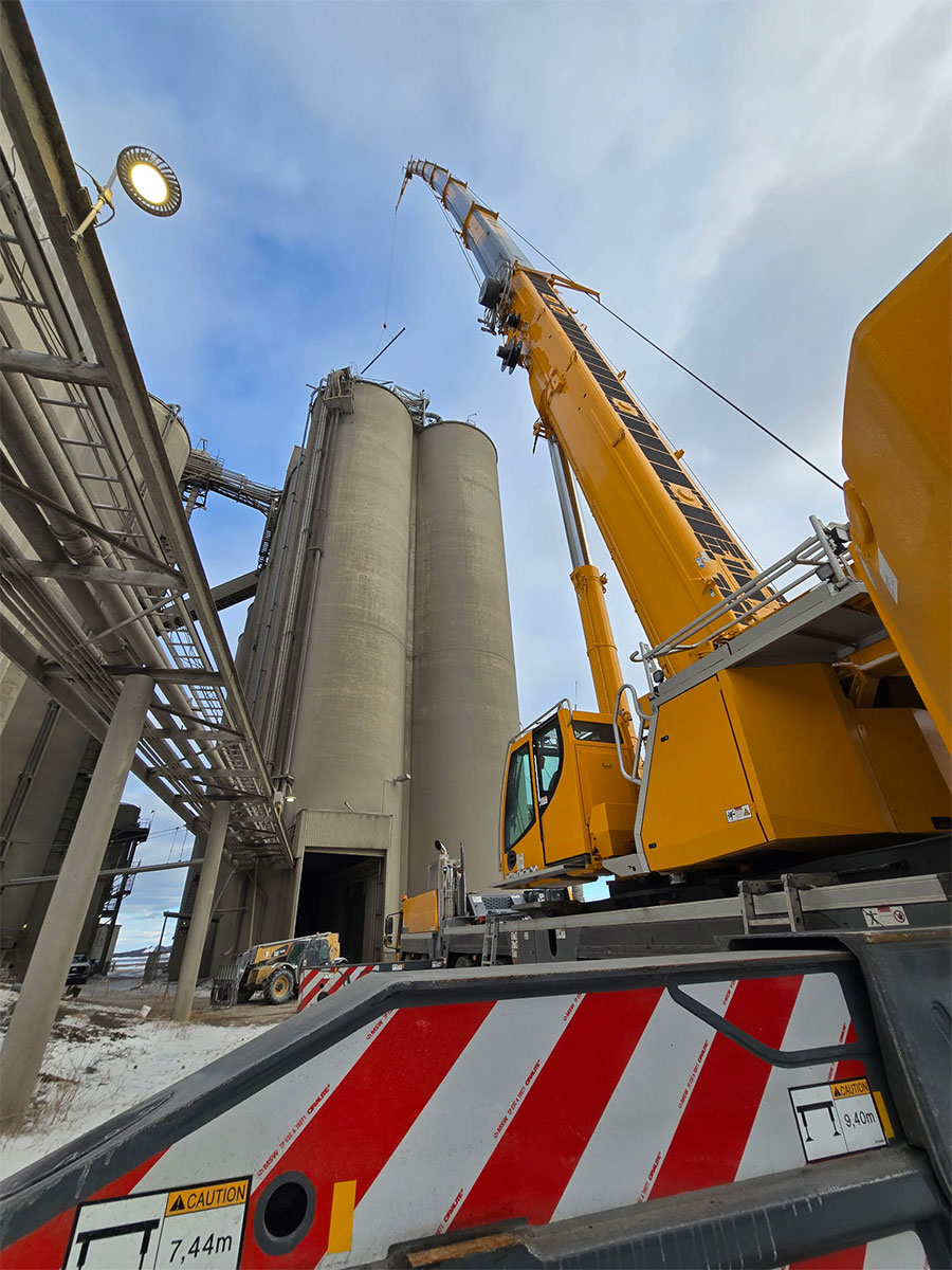 Choosing the Right Crane For Your Project Choosing the Right Crane For Your Project
