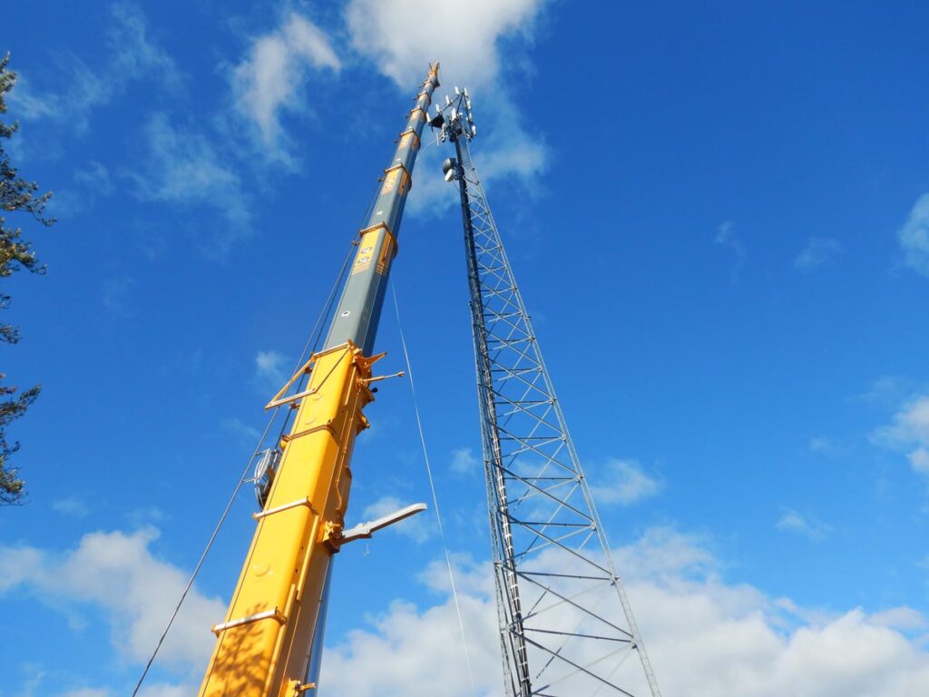 Grand Rapids Crane Gallery – Infrastructure Grand Rapids Crane Gallery - Infrastructure